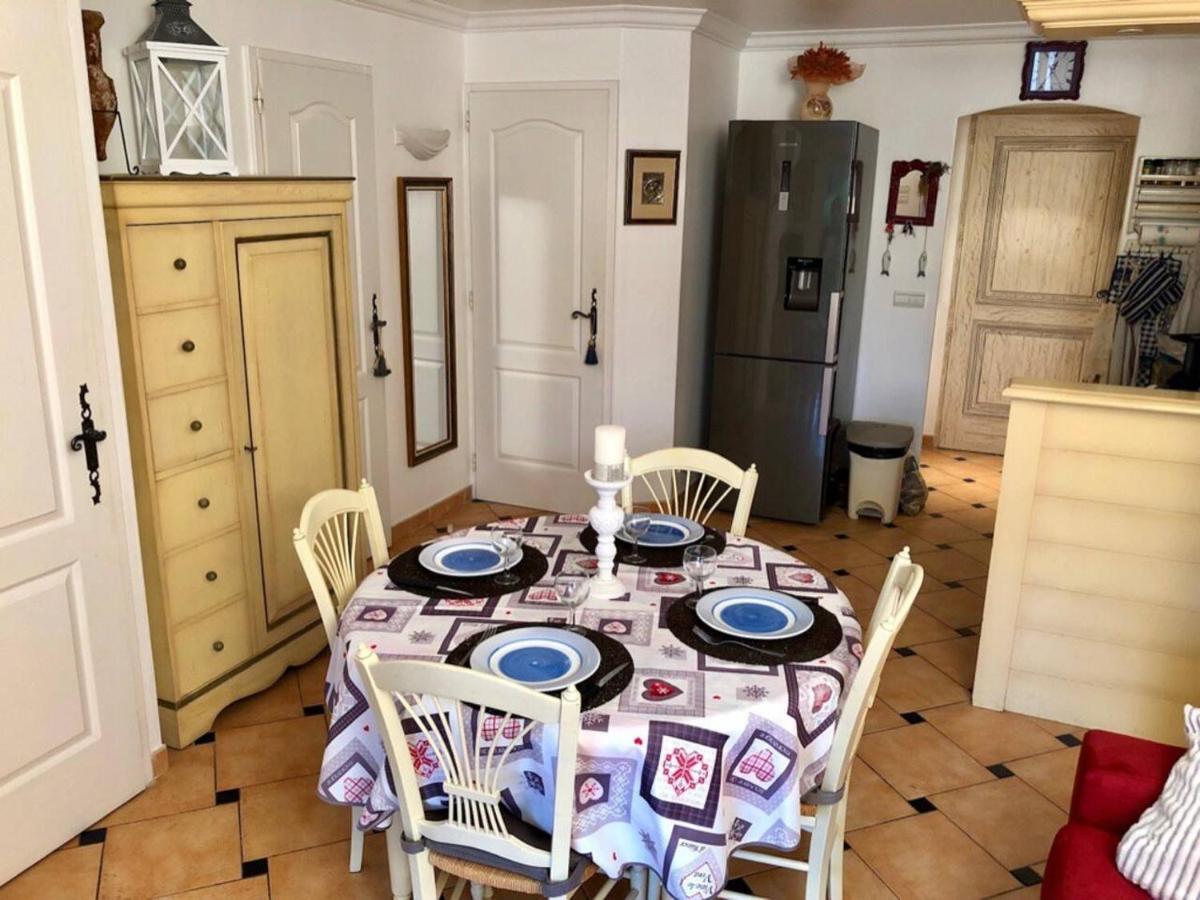 Appartement Le Noisetier à Cavalaire-sur-Mer Extérieur photo